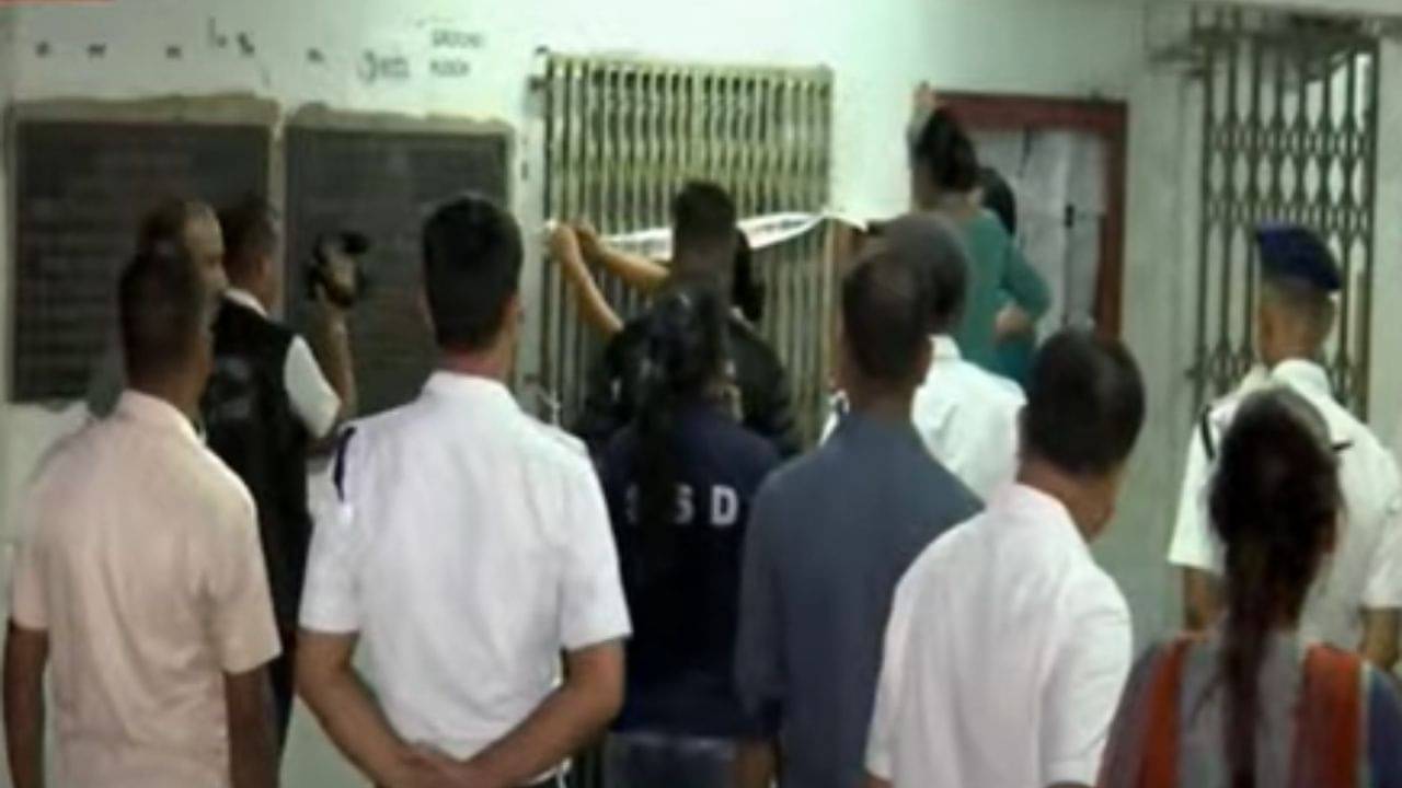 FIR-এ অভিযুক্তদের নাম না লিখে কেন J,M,P লিখল পুলিশ?