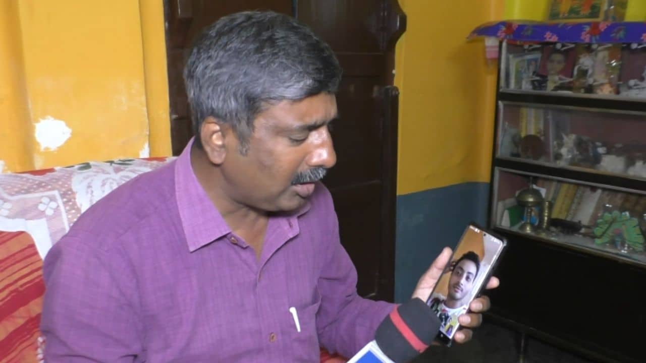 Khardha: চলছে ওয়ার্ক ফ্রম হোম, খোলা দোকানপাঠও, ইজ়রায়েলের পরিস্থিতি টিভি ৯-কে জানালেন খড়দহের দিব্য