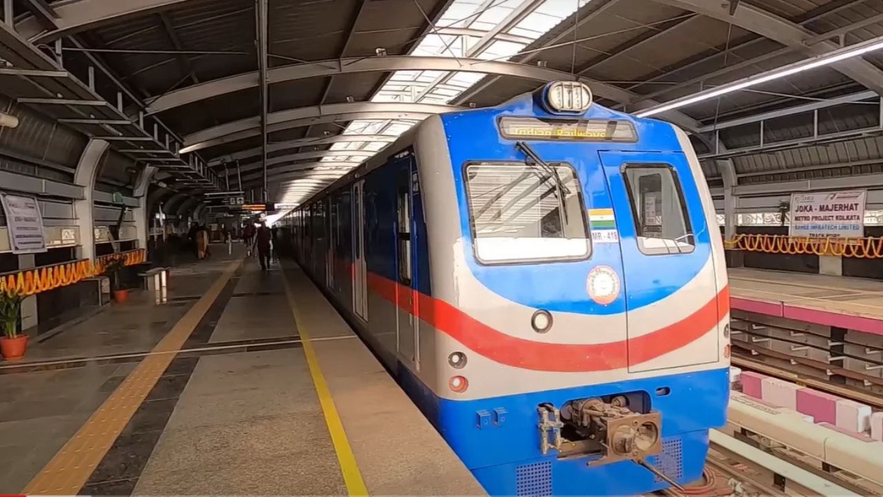 Kolkata Metro: বদলে যাচ্ছে রাতের শেষ মেট্রোর সময়ও, ১৪ তারিখ থেকে বড় বদল Kolkata Metro: বদলে যাচ্ছে রাতের শেষ মেট্রোর সময়ও, ১৪ তারিখ থেকে বড় বদল
