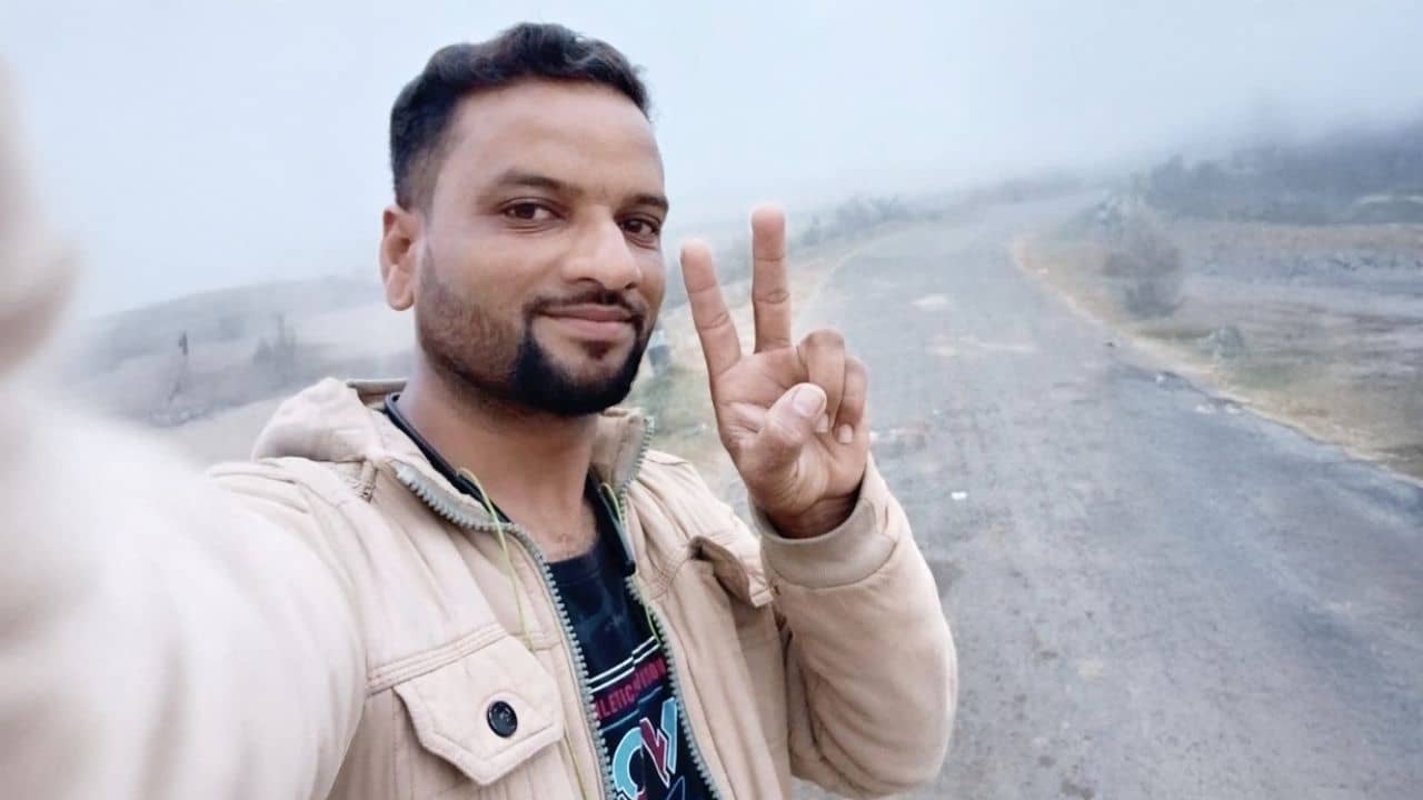 Goghat: হাত দুটো বাঁধা, বারান্দায় ঝুলছে সংখ্যালঘু বিজেপি নেতার দেহ, ভয়ঙ্কর ঘটনা গোঘাটে