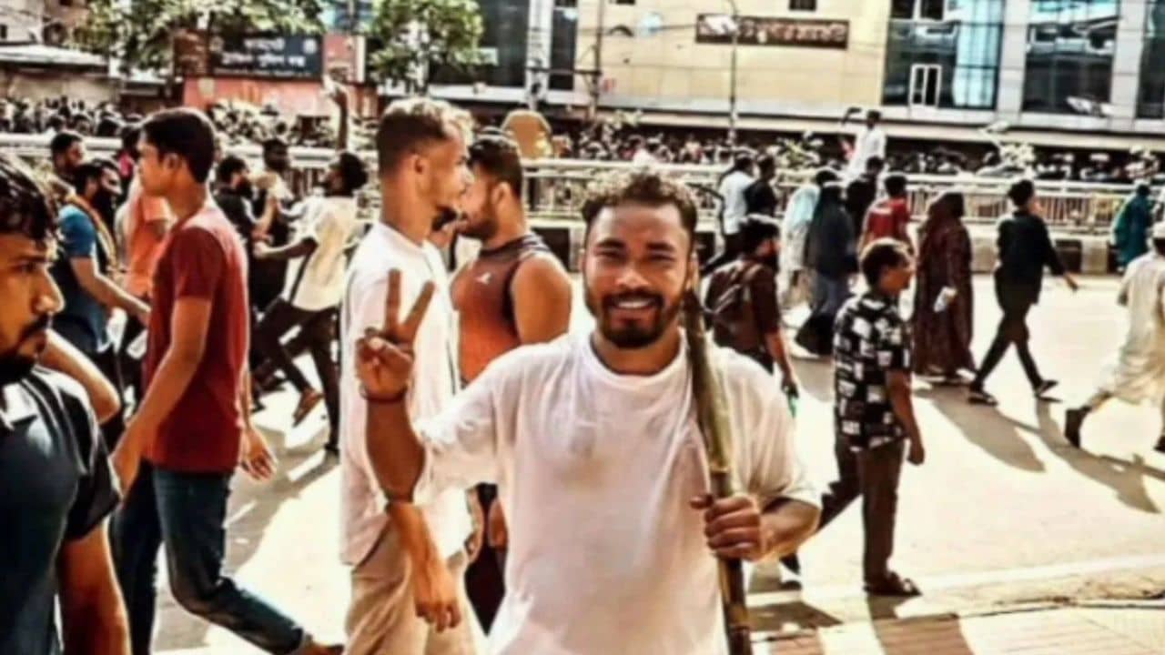 Bangladeshi Voter: ভোটার লিস্ট থেকে বাদ নিউটন, কমিশনে পরপর দুটি চিঠি পাঠাল ইডি