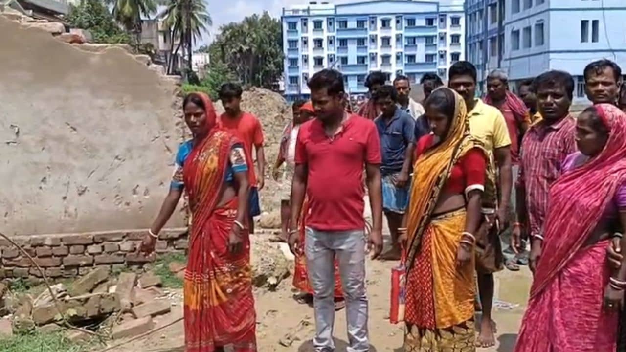 Malda: হাসপাতালেই কিনা..., রাত পর্যন্ত স্বামীর সঙ্গেই ওয়ার্ডের বেডে ছিলেন... পরদিন সকাল হতে সেই স্বামীকেই যেখানে যে অবস্থায় দেখলেন