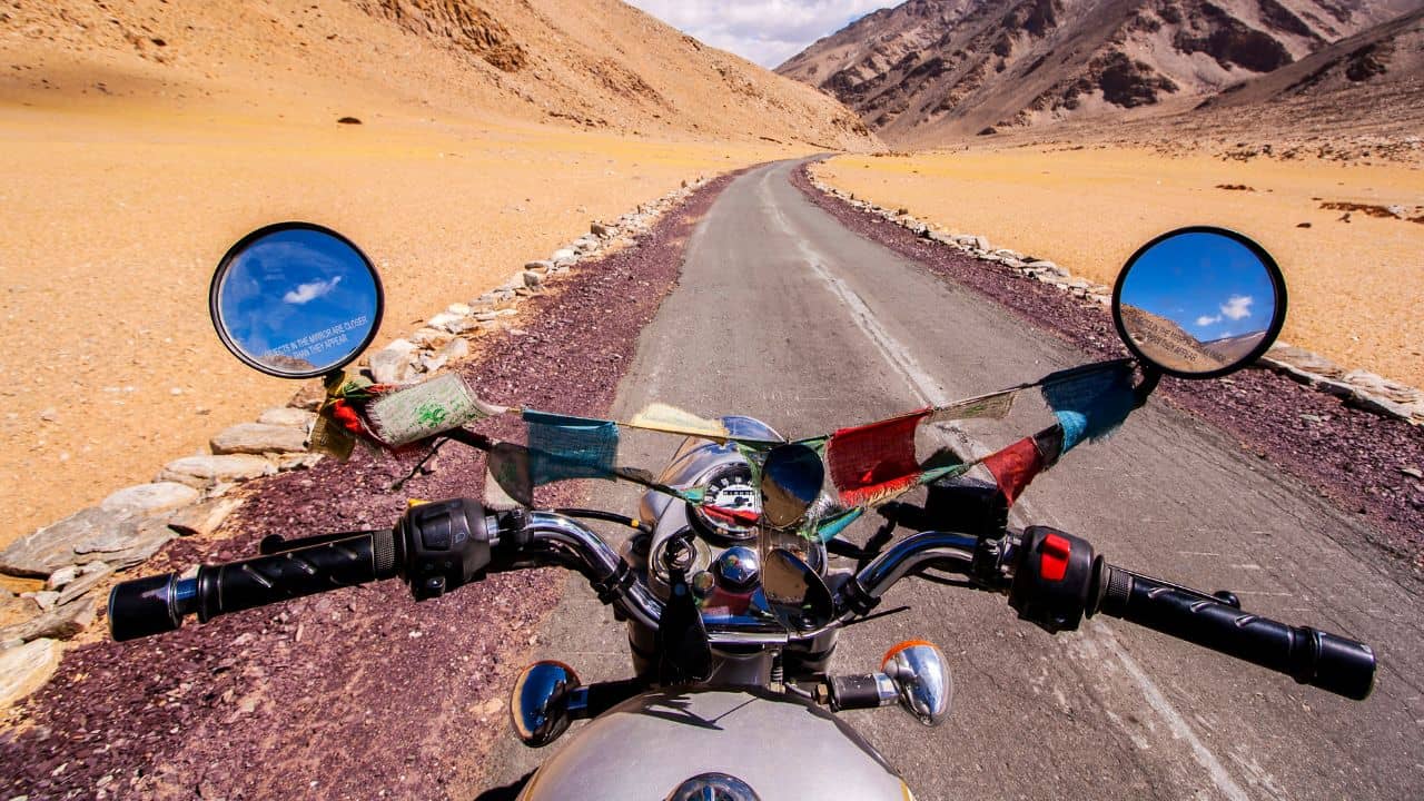 Motor Bike কিনলে জোড়া Helmet ফ্রি, সব বাইকেই ABS! নতুন আইন নিয়ে আসছে কেন্দ্র!