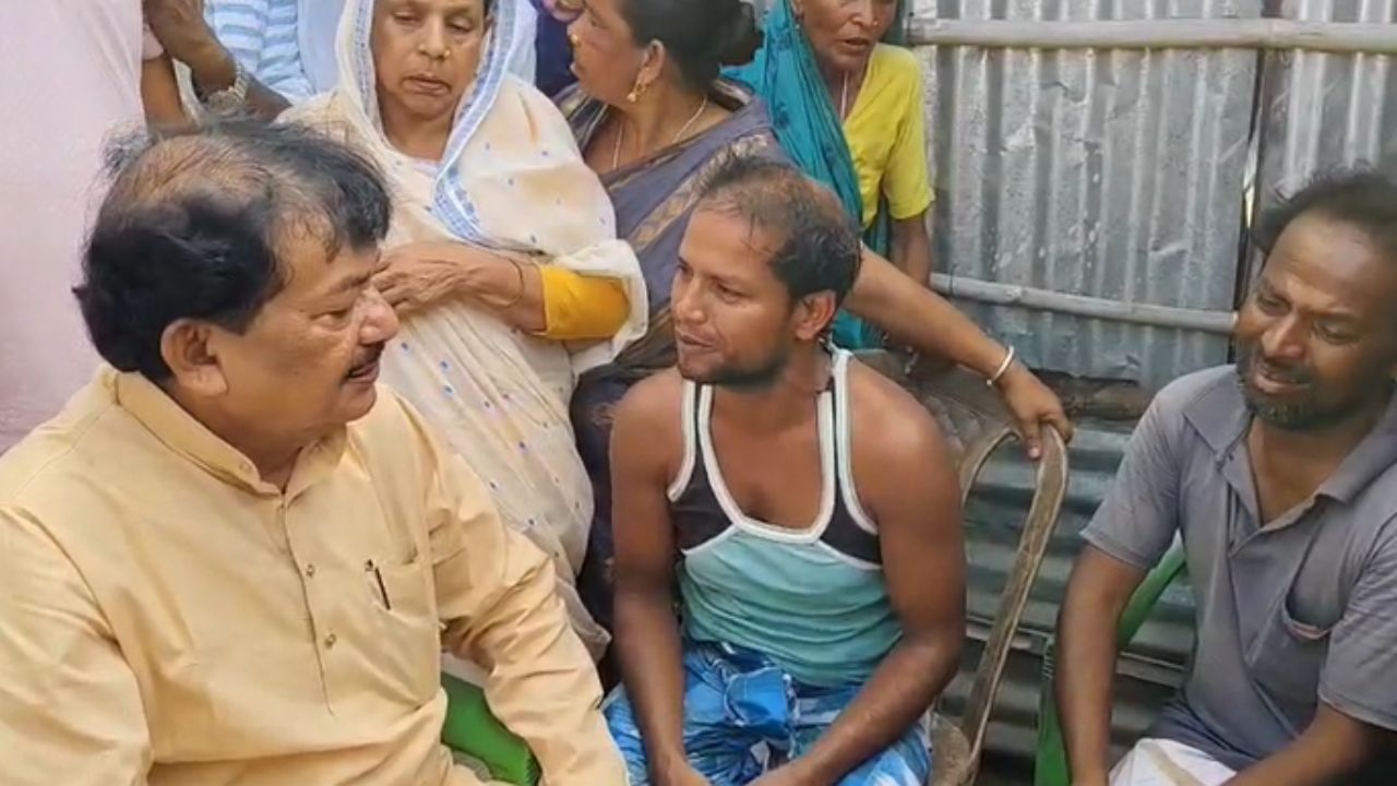 Child Missing Case: নিখোঁজ নাবালককে খুন করে পুঁতে দেওয়া হয়নি তো! নাবালকের খোঁজ না মেলায় আশঙ্কায় বিধায়কও