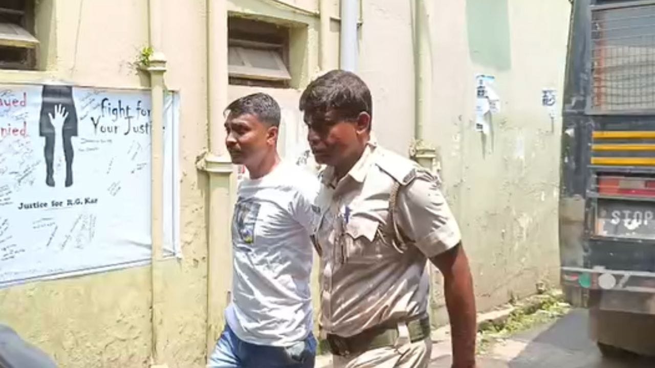 Nadia: ১০ বছর আগের ঘটনা, পান ব্যবসায়ীকে খুনের ঘটনায় যাবজ্জীবন কারাদণ্ড ২ জনের Nadia: ১০ বছর আগের ঘটনা, পান ব্যবসায়ীকে খুনের ঘটনায় যাবজ্জীবন কারাদণ্ড ২ জনের