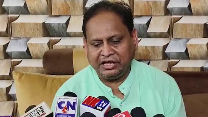 Humayun Kabir: 'SP খুব ভাল', রাতারাতি পাল্টি খেলেন হুমায়ুন? Humayun Kabir: 'SP খুব ভাল', রাতারাতি পাল্টি খেলেন হুমায়ুন?