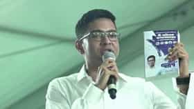 ৬৯৫ পাতার অভিষেকের 'নিঃশব্দ বিপ্ল...