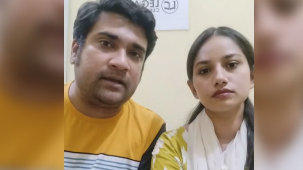 Pranitik-Rajanya: ‘পয়েন্ট ব্ল্যাঙ্ক রেঞ্জ থেকে ফায়ার করুন’, শর্ট ফিল্ম বিতর্ক না মিটলেও সরব ‘সামাজিক’ প্রান্তিক-রাজন্যা Pranitik-Rajanya: ‘পয়েন্ট ব্ল্যাঙ্ক রেঞ্জ থেকে ফায়ার করুন’, শর্ট ফিল্ম বিতর্ক না মিটলেও সরব ‘সামাজিক’ প্রান্তিক-রাজন্যা