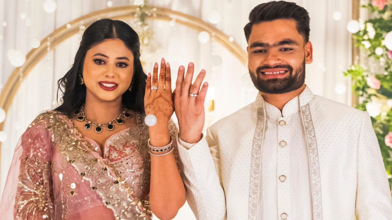 Rinku Singh-Priya Saroj DANCE ভিডিয়ো: 'আদব' সে ব্যর্থ চেষ্টা, রিঙ্কু সিংকে নাচাতে পারলেন না প্রিয়া সরোজ! Rinku Singh-Priya Saroj DANCE ভিডিয়ো: 'আদব' সে ব্যর্থ চেষ্টা, রিঙ্কু সিংকে নাচাতে পারলেন না প্রিয়া সরোজ!