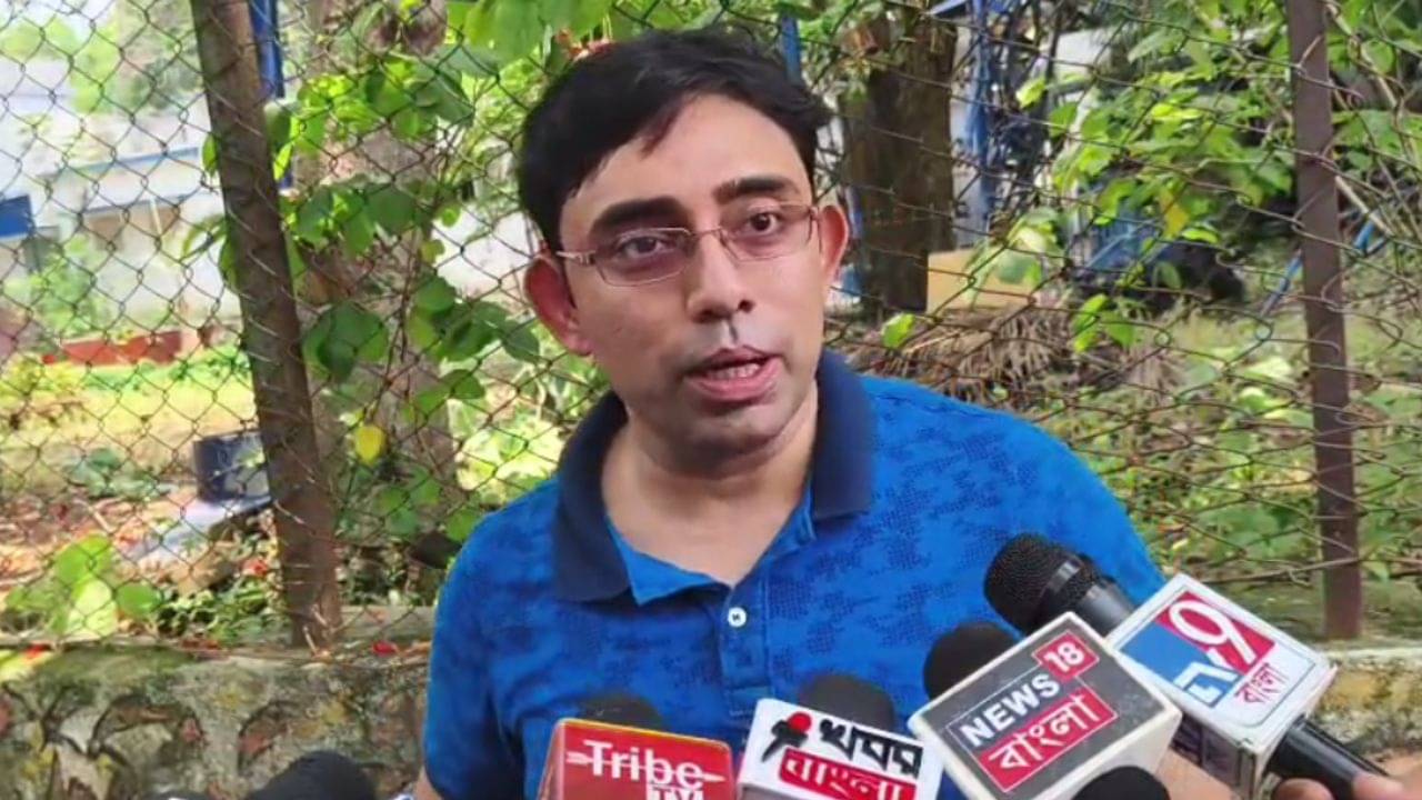 Calcutta High Court: ছুরি নাচিয়ে বলেছে তুই থাকলে অসুবিধা হচ্ছে, হাইকোর্টের মামলা ছাড়, নয়ত জানে মেরে দেব