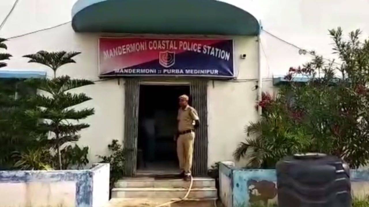 Mandarmani: ঘরে বন্ধ বাবা-সন্তানদের আটকে রেখে স্বামীকে খুন? গ্রেফতার স্ত্রী, নাম জড়াল সিভিকেরও