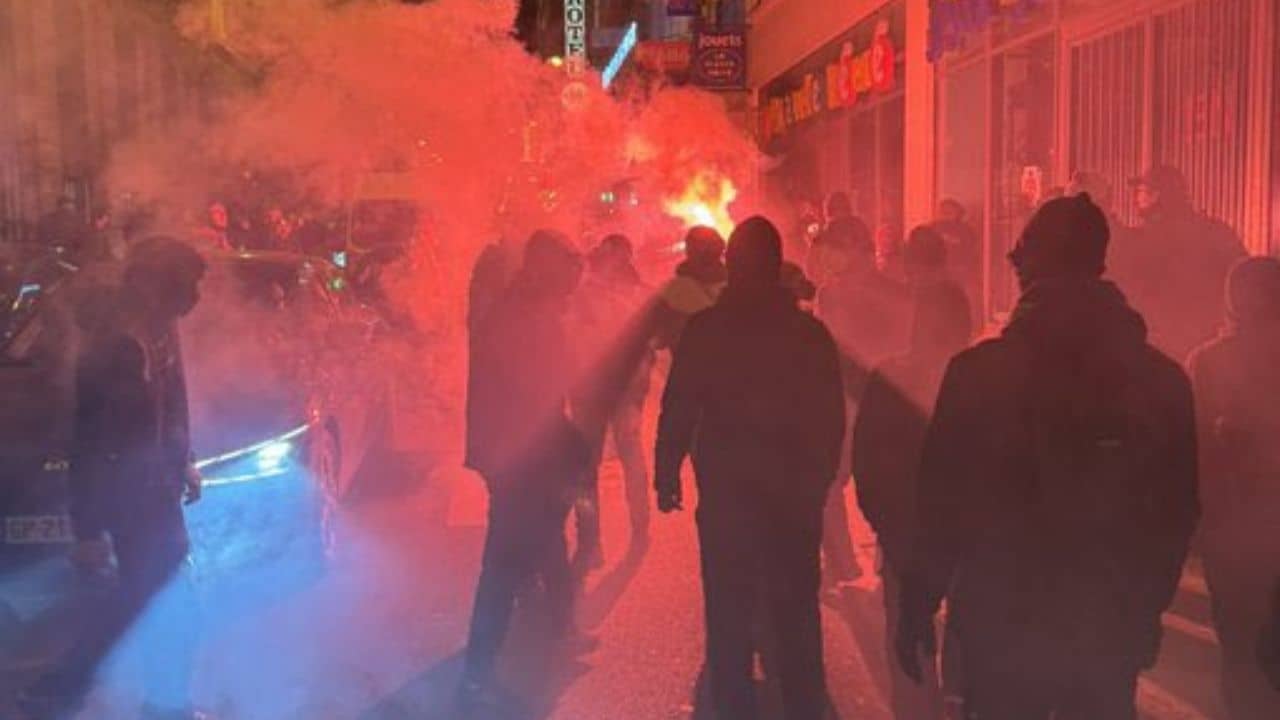 PSG: প্রথম ট্রফি জয়ের আনন্দ ফিকে! পিএসজির বিজয় মিছিলে মৃত দুই, গ্রেফতার শতাধিক