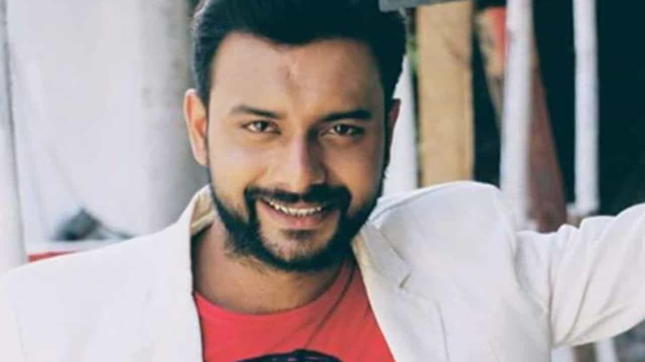 টলিপাড়ায় প্রেম, বিয়ে ভাঙা নিয়ে কী বললেন ইন্দ্রাশিস টলিপাড়ায় প্রেম, বিয়ে ভাঙা নিয়ে কী বললেন ইন্দ্রাশিস