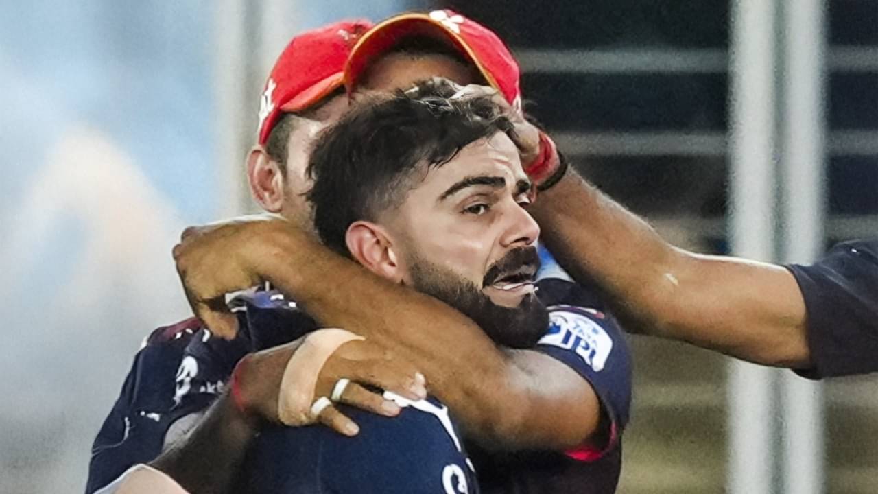 Virat Kohli: ট্রেন্ডিংয়ে হঠাৎ করে নায়ক, বিরাটের নামে থানায় অভিযোগও!