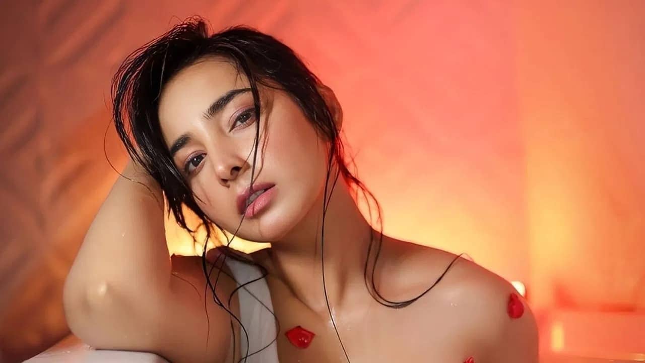 সমস্যা থেকেই প্রেম ভাঙে, ব্রেকআপের পর কীভাবে নিজেকে সামলান সৃজলা?