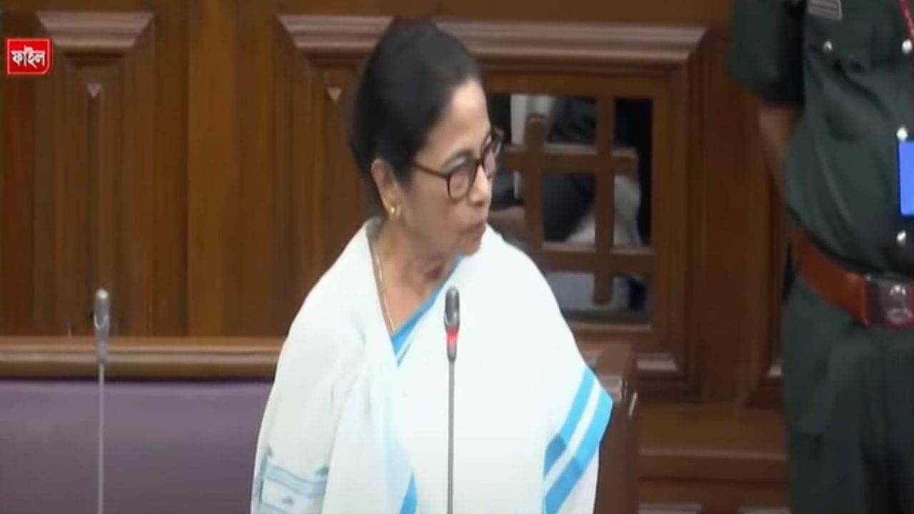 Mamata Banerjee: অসম পেয়েছে, বাংলাকে এক পয়সাও দেয়নি, বাংলায় বন্যা পরিস্থিতিতে বিমাতৃসুলভ আচরণ মমতার