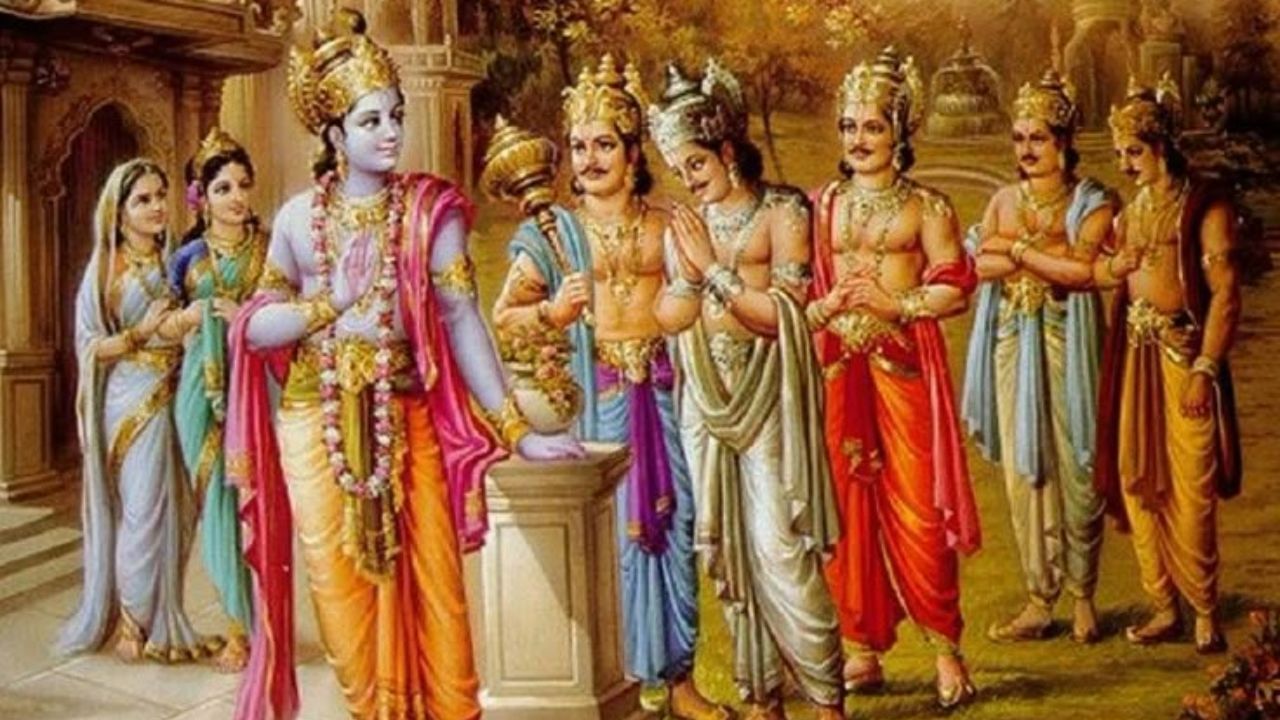 হিমাচল প্রদেশের মমলেশ্বর মহাদেব মন্দির, হিমাচলেই আঘঞ্জর মহাদেব মন্দির, গুজরাটের গঙ্গেশ্বর মহাদেব মন্দির, উত্তরপ্রদেশের ভাইহারান মহাদেব মন্দির ও উত্তরাখণ্ডের লখামণ্ডল মন্দির নির্মাণ করেছিলেন পাণ্ডবরা।