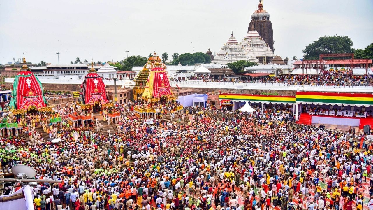 Puri Jagannath Rath Yatra: এমন কখনও হয়নি! রথের দিন জগন্নাথ বেরতেই পারলেন না মন্দির চত্বর থেকে, মাসির বাড়ি কি যাওয়া হবে না? Puri Jagannath Rath Yatra: এমন কখনও হয়নি! রথের দিন জগন্নাথ বেরতেই পারলেন না মন্দির চত্বর থেকে, মাসির বাড়ি কি যাওয়া হবে না?