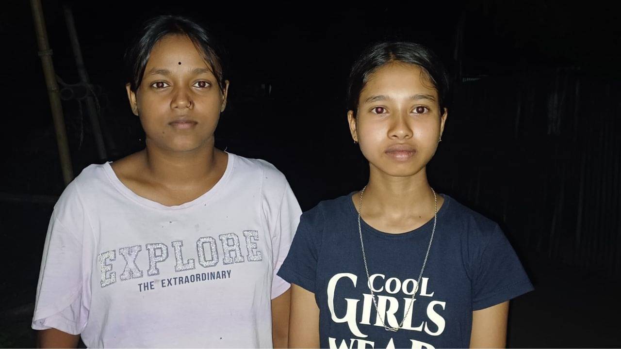 Jalpaiguri: একরত্তিকে বাঁচাতে জীবন বাজি রেখেছিল, ২ স্কুলছাত্রীকে নিয়ে বড় সিদ্ধান্ত জেলাশাসকের