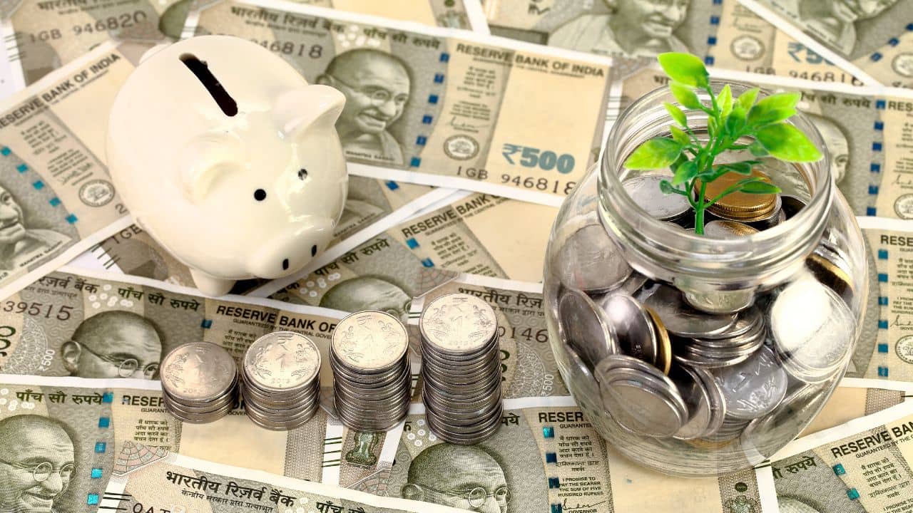 How To Be Rich: মার্সিডিজের মালিকের থেকে বড়লোক, চুপচাপ ২৫ কোটির তহবিল বানানোর গল্প শুনুন!