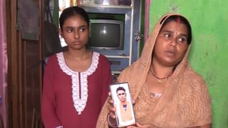 Durgapur: স্কুল ব্যাগে কী থাকতে পারে বই-খাতা-পেনসিল… কিন্তু মেয়েটার ব্যাগে যা ছিল, চোখ কপালে উঠল পুলিশের