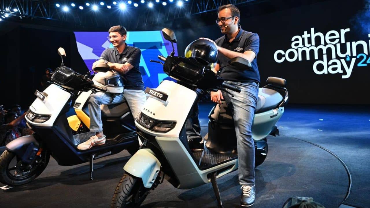Ather Energy: স্কুটার, প্রযুক্তি নাকি প্রচুর বিক্রি, কোন পথে বাড়ছে এথারের লাভ?