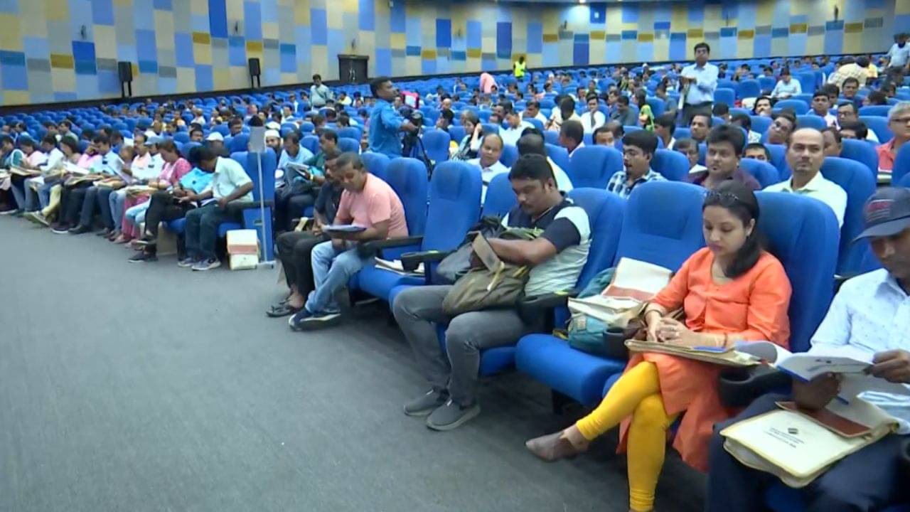 BLO Training: বাংলায় SIR-র ঘোষণা এখনও হয়নি, BLO-দের প্রশিক্ষণ দিয়ে প্রস্তুত রাখছে CEO-র দফতর