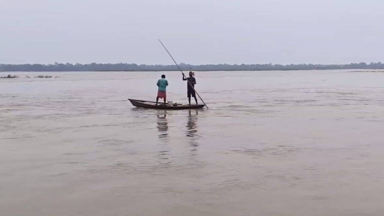Flood: বন্যা হলে খুশি হন বাংলার এই এলাকার লোকজন, কারণ জানলে অবাক হবেন