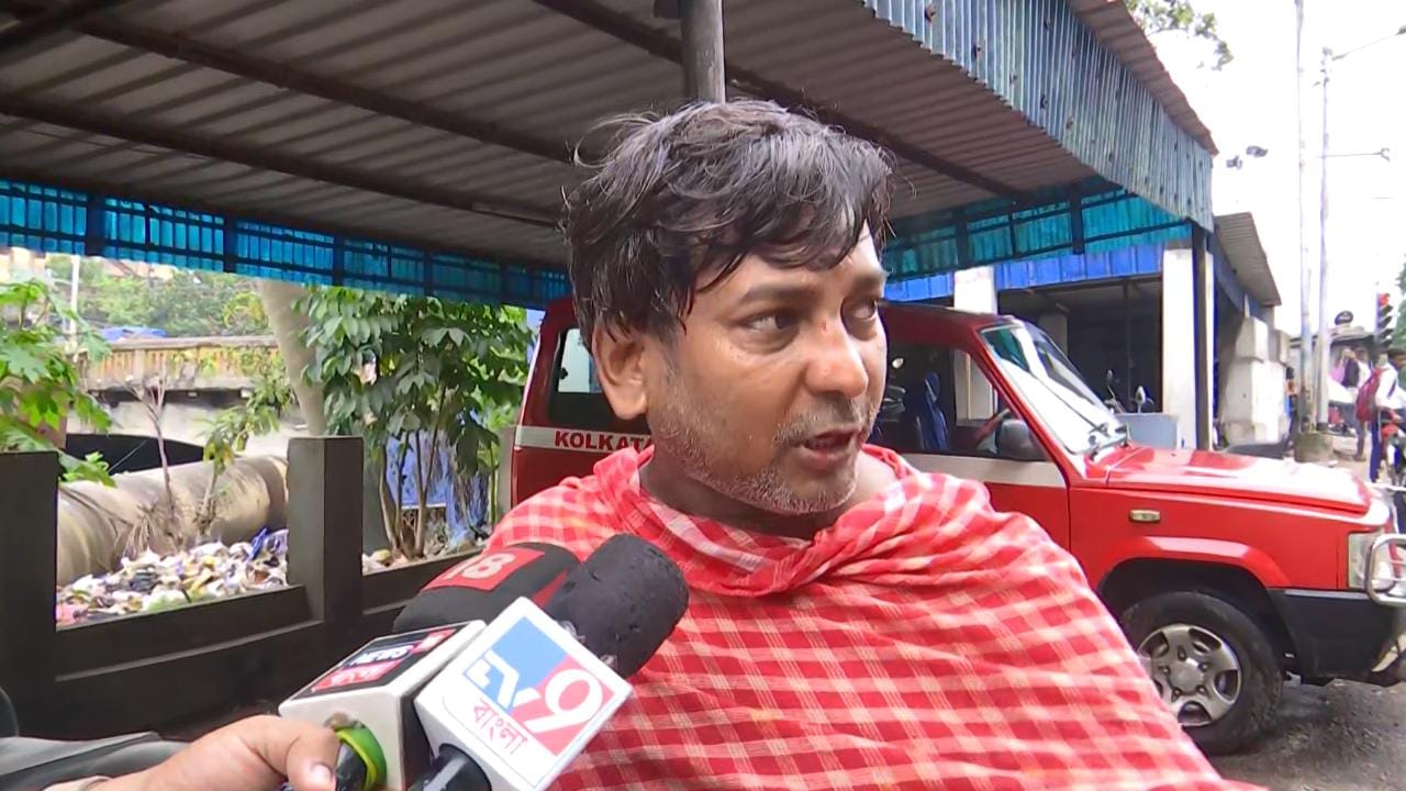 Abhijit Sarkar: অভিজিৎ সরকারের দাদার উপর হামলার অভিযোগ! স্বপন-পাপিয়াদের দিকে আঙুল বিশ্বজিতের Abhijit Sarkar: অভিজিৎ সরকারের দাদার উপর হামলার অভিযোগ! স্বপন-পাপিয়াদের দিকে আঙুল বিশ্বজিতের