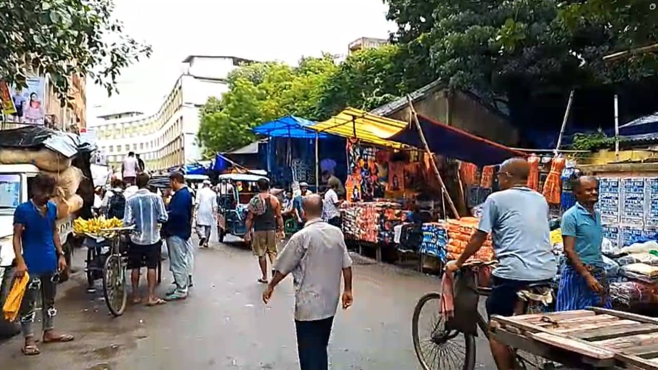 Sacked Teachers Nabanna Abhijan: রাত পোহালেই আর একটা নবান্ন অভিযান, চিন্তায় মঙ্গলাহাটের ব্যবসায়ীরা