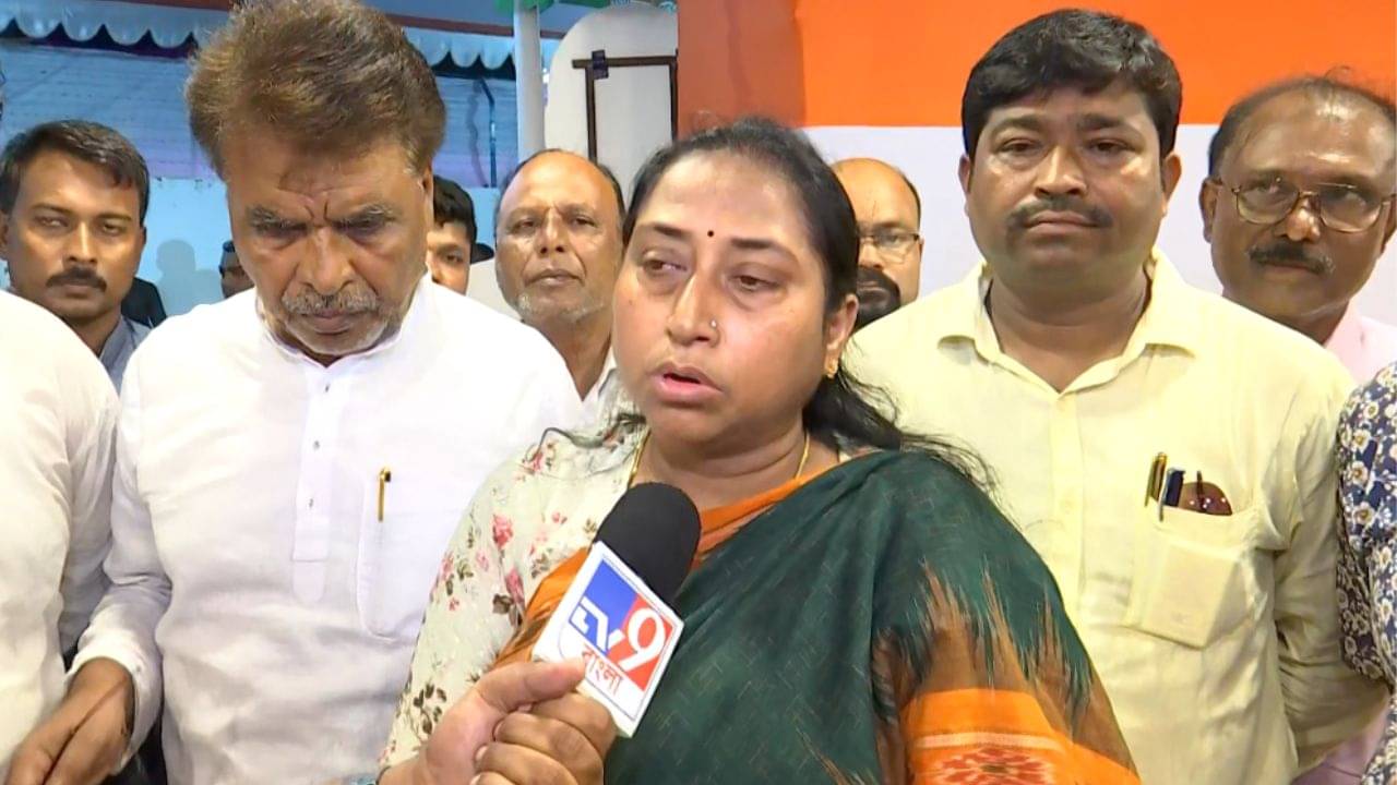 TMC: আমার স্বামীর খুনিদের কেউ কেউ এখনও তৃণমূলে রয়েছেন, একুশে জুলাইয়ে এসে ক্ষোভ উগরে দিলেন নিহত দুলালের স্ত্রী
