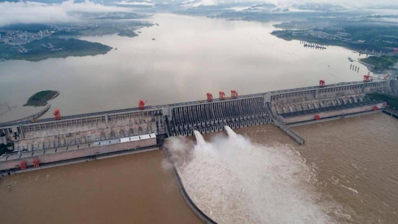 China Dam: চিনের নতুন শয়তানি শুরু! এবার ভারতকে ডুবিয়ে মারার চাল? বড় আশঙ্কা প্রকাশ মুখ্যমন্ত্রীর