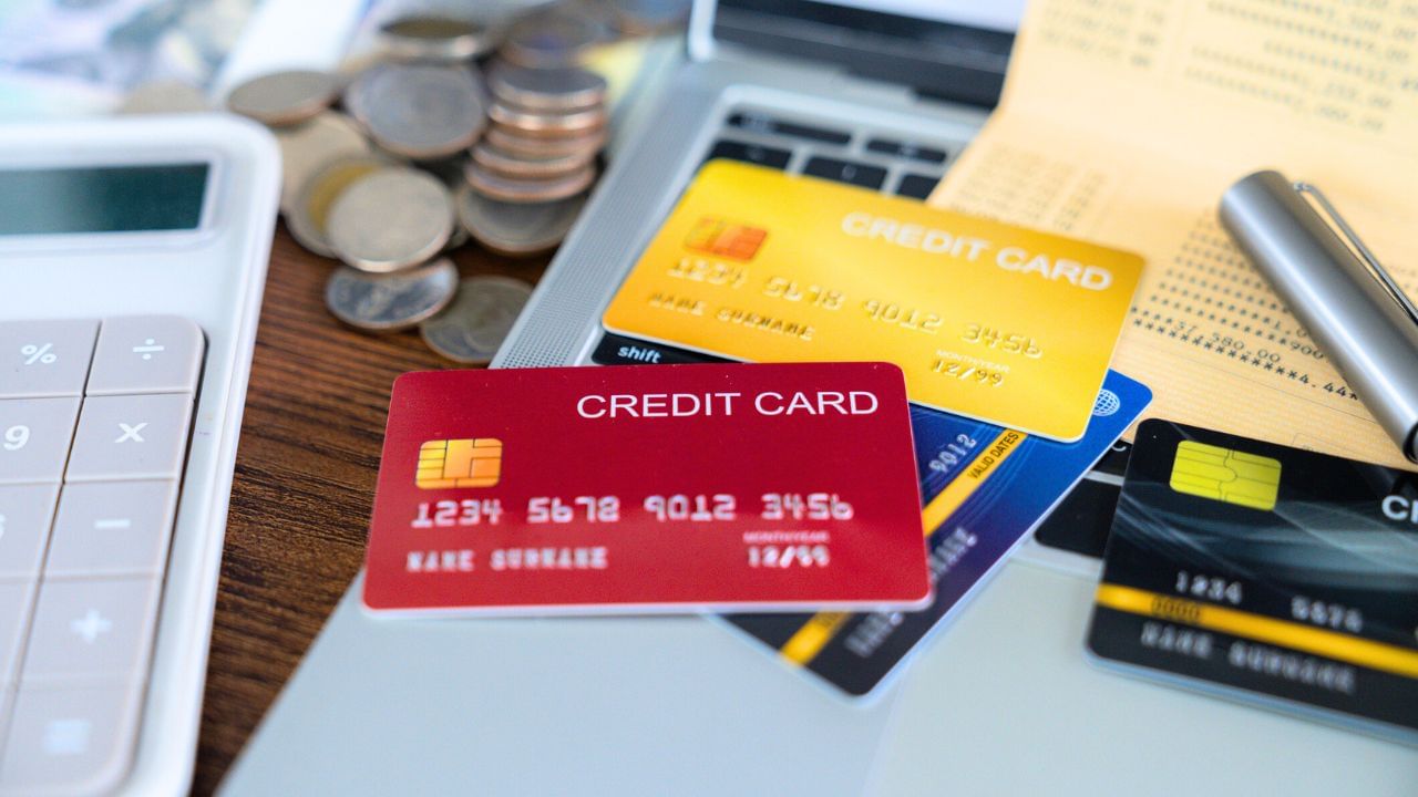 সময়ের আগে Loan শোধ করলে Credit Score কি কমে যায়? সময়ের আগে Loan শোধ করলে Credit Score কি কমে যায়?