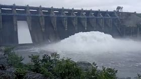 জল ছাড়ার পরিমাণ বাড়াল DVC, ফের প্লাবন হাওড়া-হুগলিতে? জল ছাড়ার পরিমাণ বাড়াল DVC, ফের প্লাবন হাওড়া-হুগলিতে?