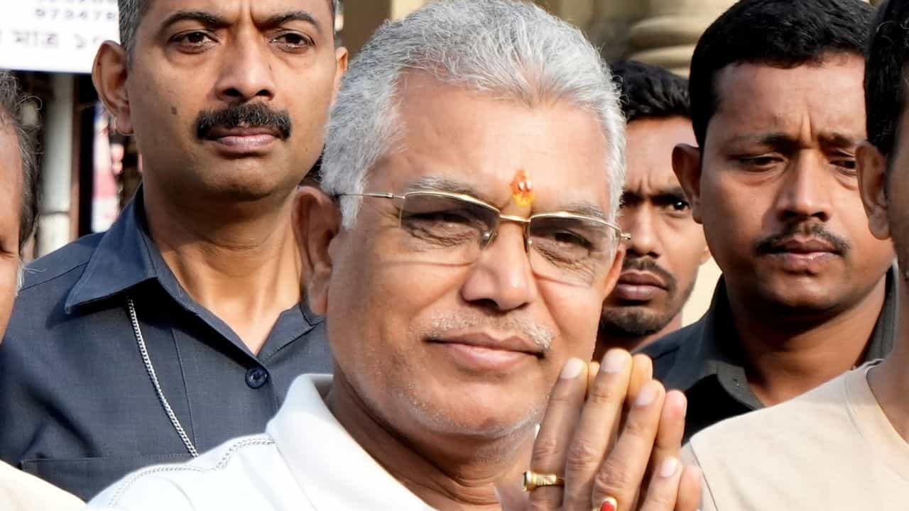 Dilip Ghosh: তৃণমূলে যাচ্ছেন দিলীপ ঘোষ? বললেন, 'কুণাল-অরূপের সঙ্গে  অনেকদিনের সম্পর্ক...' | Will Dilip Ghosh Join TMC Now? BJP Leader says He  Had long Relation with TMC Leaders, His Fate ...
