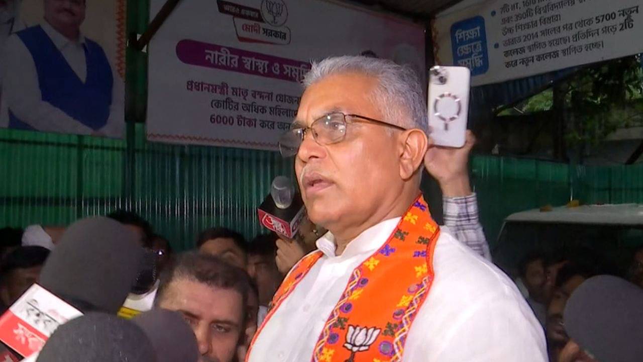 Dilip Ghosh: শমীকের সঙ্গে বৈঠকের পরই দিল্লি যাচ্ছেন দিলীপ, বড় কিছু অপেক্ষা করছে?