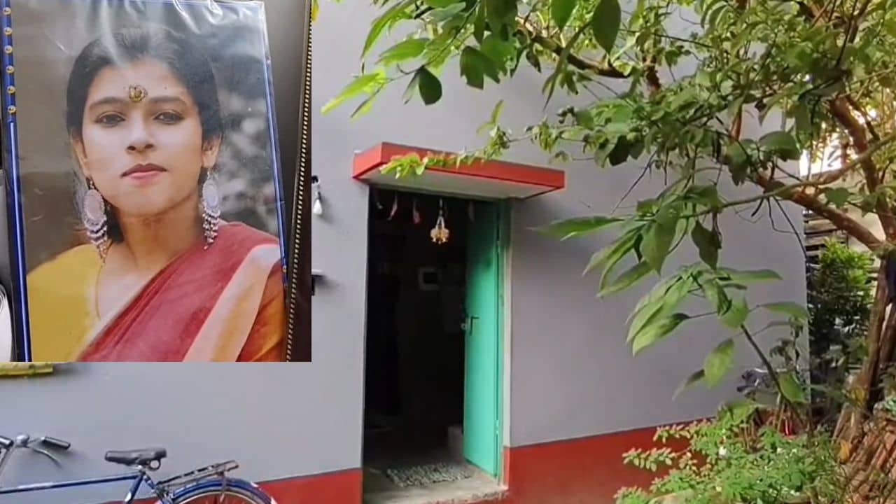Hooghly: পাড়ার মেয়ে আত্মঘাতী হয়েছে, রাত হলেই নাকি ঘুরছে এলাকায়...পাশের বাড়ির সমবয়সী কিশোরীর অবস্থায় ঢি পড়ল এলাকায়