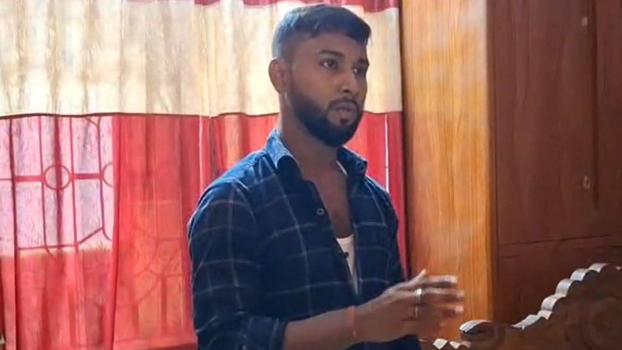 Hooghly: ওড়িশায় কাজে গিয়ে কীভাবে বাংলাদেশি সন্দেহে হেনস্থার শিকার হন, ঘরে ফিরে বললেন দেবাশিস