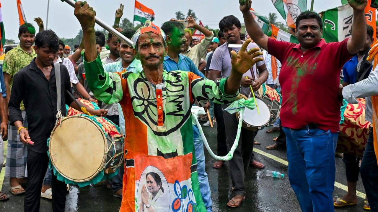 Howrah Station: সকালে কী খেয়ে বেরবেন তৃণমূল কর্মীরা জেনে নিন