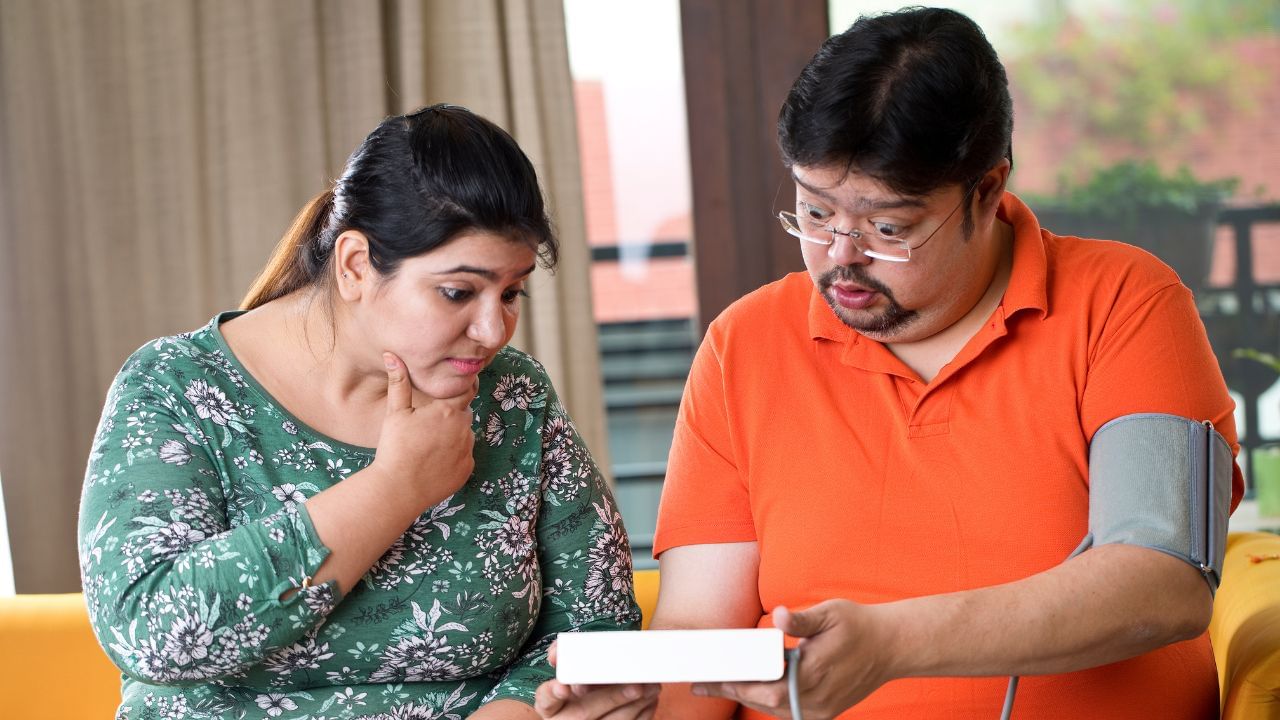 Health Tips: প্রতি চারের মধ্যে এক দম্পতিই হয়ে উঠছে ‘মোটা’! বিয়ের পর ওজন কেন বাড়ে?