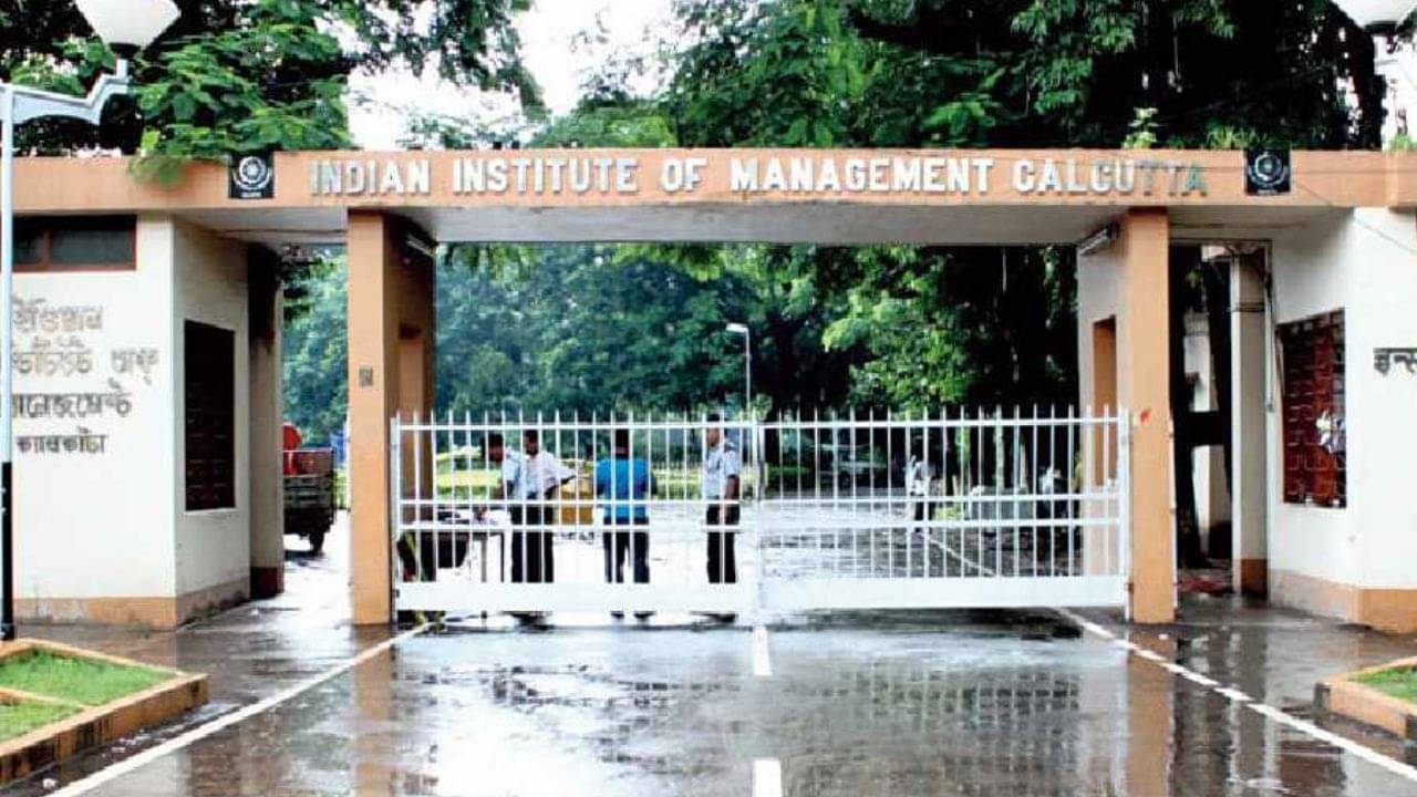 IIM Joka Case: পেরিয়ে যাচ্ছে তারিখ, দেখা নেই নির্যাতিতার! IIM জোকা ধর্ষণ-কাণ্ডে শুধুই ধন্দ