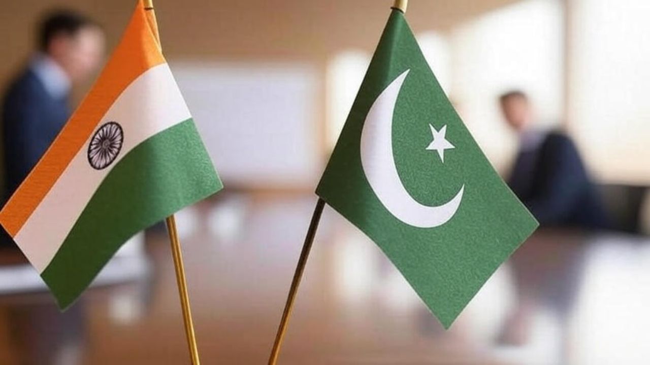 India-Pakistan Trade: কৃষি থেকে ওষুধ, প্রাণে বাঁচতে Pakistan-এর ভরসা সেই ভারতই! India-Pakistan Trade: কৃষি থেকে ওষুধ, প্রাণে বাঁচতে Pakistan-এর ভরসা সেই ভারতই!