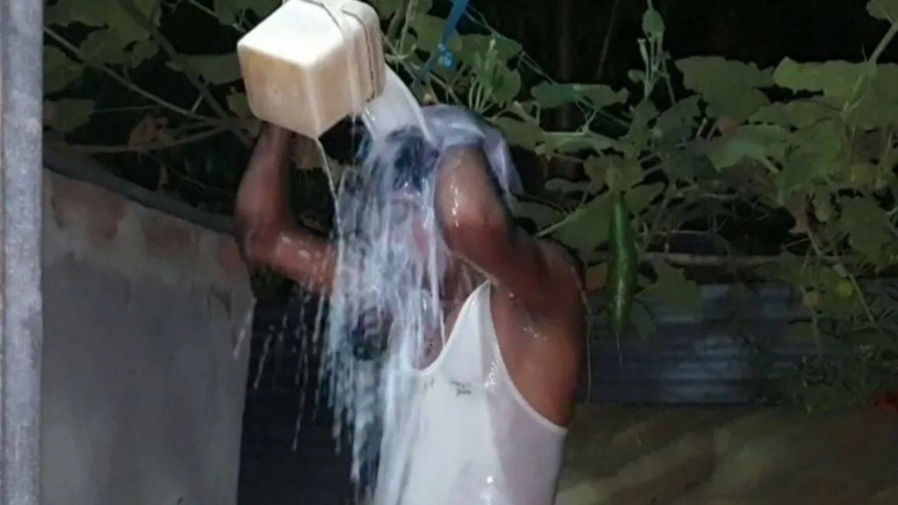 Trending News: মুক্তির আনন্দ, ৪০ লিটার দুধ দিয়ে স্নান মানিকের! কারণ শুনলে চমকে যাবেন...