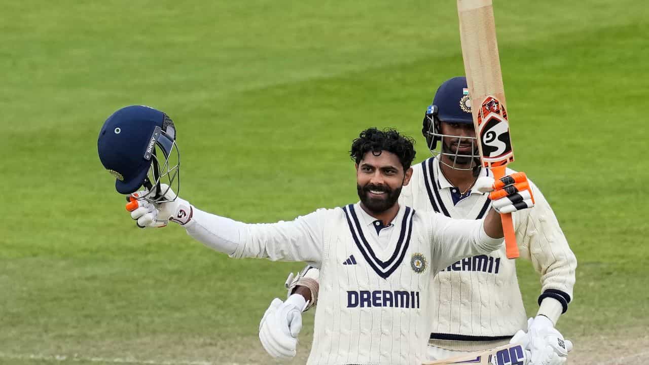 IND vs ENG: ঐতিহাসিক ড্র ভারতের, ম্যাঞ্চেস্টারে আরও দুই সেঞ্চুরি! IND vs ENG: ঐতিহাসিক ড্র ভারতের, ম্যাঞ্চেস্টারে আরও দুই সেঞ্চুরি!