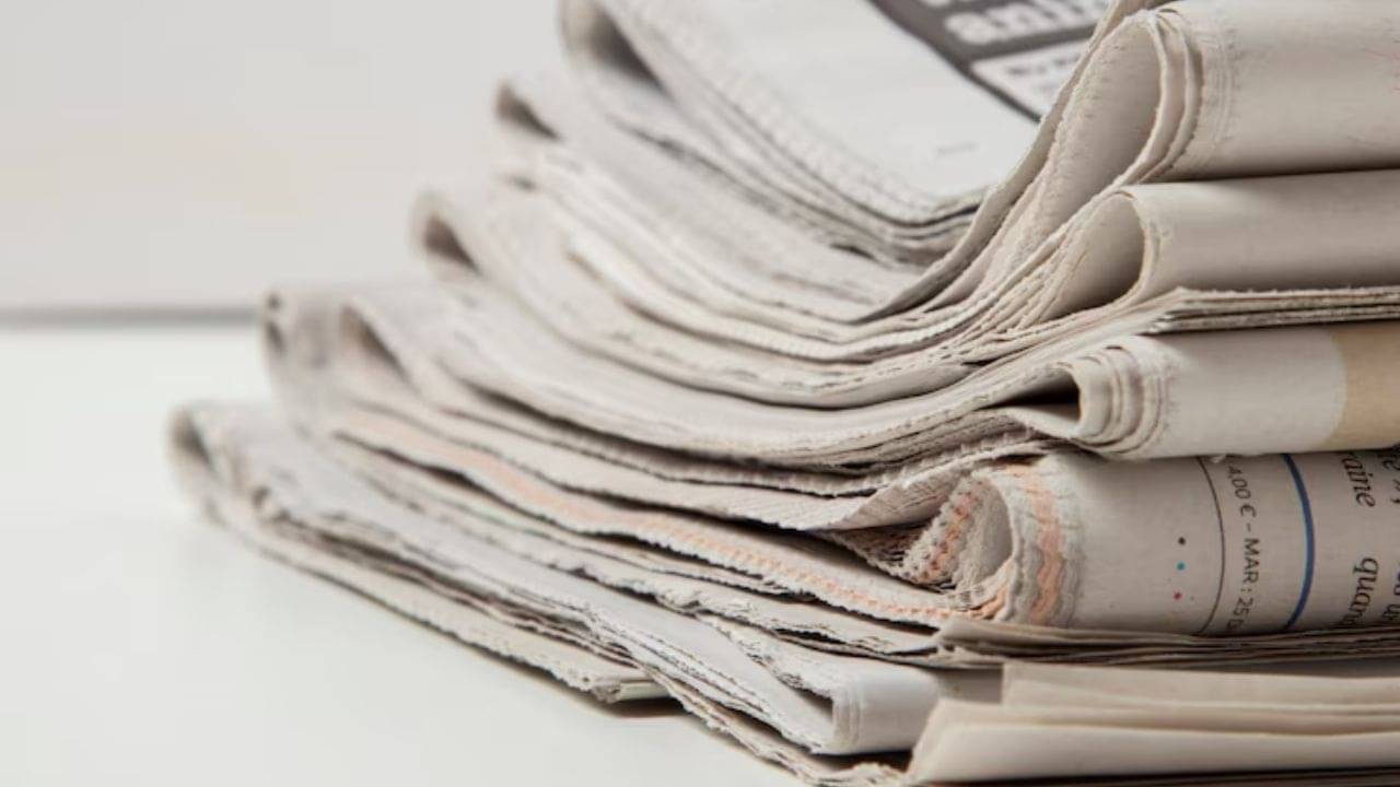 পুরনো খবরের কাগজ বিক্রি করে দিচ্ছেন? বরং কাজে লাগান এভাবে