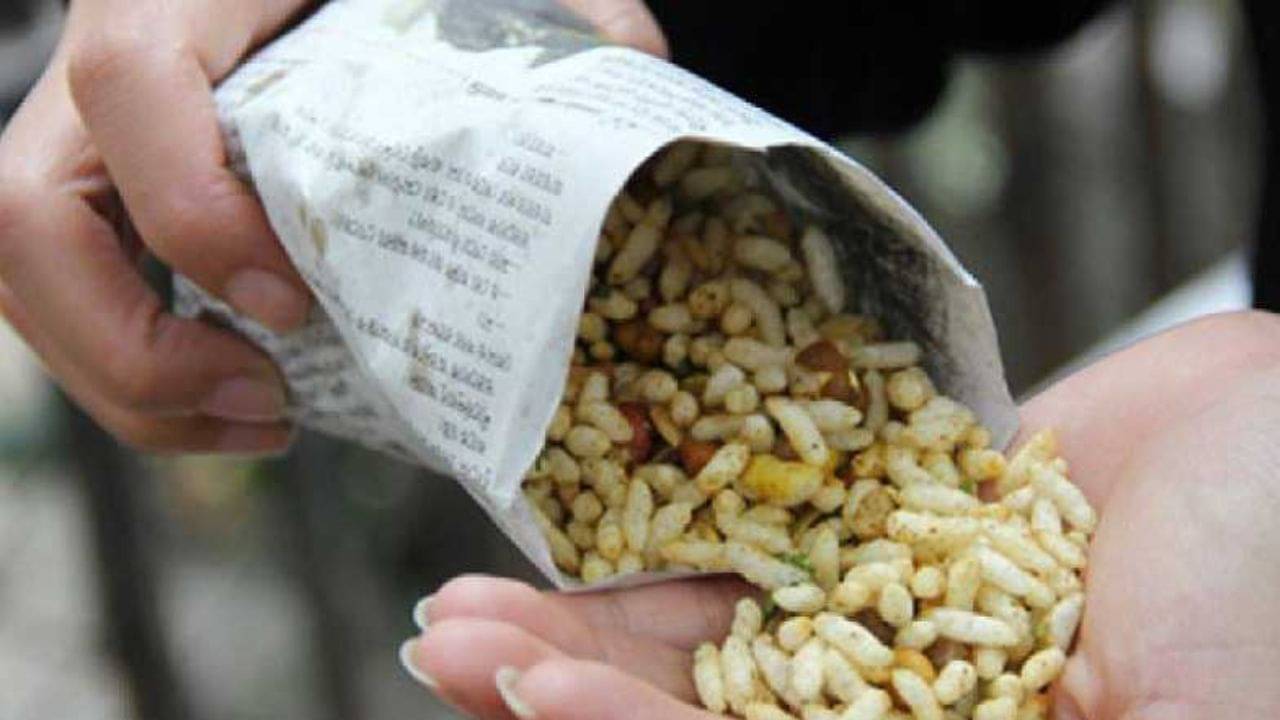 Healthy Lifestyle: দেদার খাচ্ছেন ঠোঙায় ভরা ঝালমুড়ি, চপ মিষ্টি? এদিকে আপনার শরীরে যা হচ্ছে জানলে আঁতকে উঠবেন