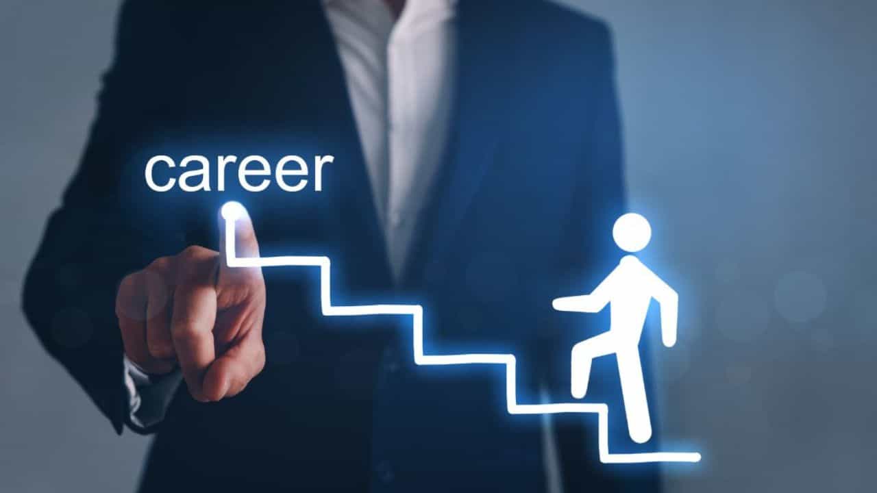 Job Opportunities: মহানগর চাকরিরবাজারে কল্পতরু হয়ে উঠছে এই ছোট শহরগুলিই Job Opportunities: মহানগর চাকরিরবাজারে কল্পতরু হয়ে উঠছে এই ছোট শহরগুলিই