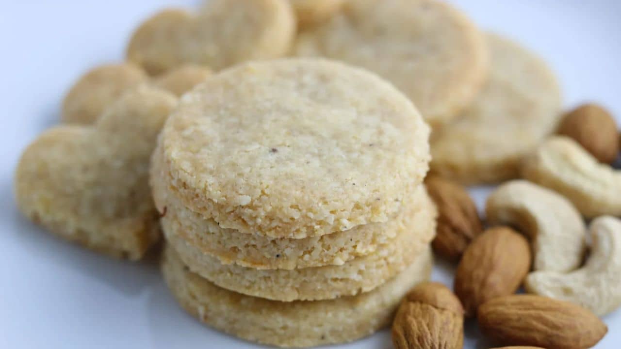 আটার রুটি তো খেয়েছেন, কাজুবাদামের রুটি কখনও খেয়েছেন?