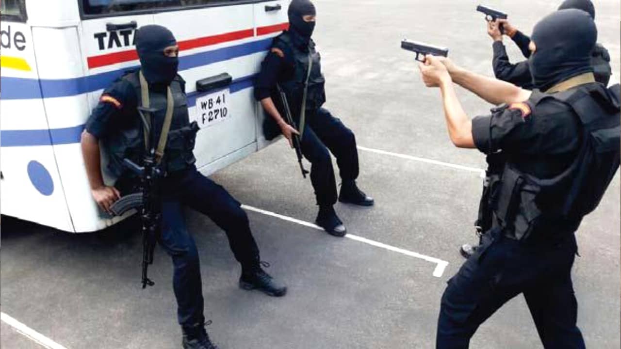 Kolkata Police STF: আনন্দপুরে গেস্ট হাউস ঘিরে ফেলল কমান্ডো! বিহারের গ্যাংস্টার খুনে বড় সাফল্য পুলিশের STF-র