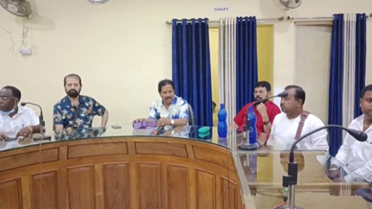 Krishnanagar Municipality: কাউন্সিলরদেরই অনাস্থা, অপসারিত কৃষ্ণনগর পৌরসভার চেয়ারম্যান